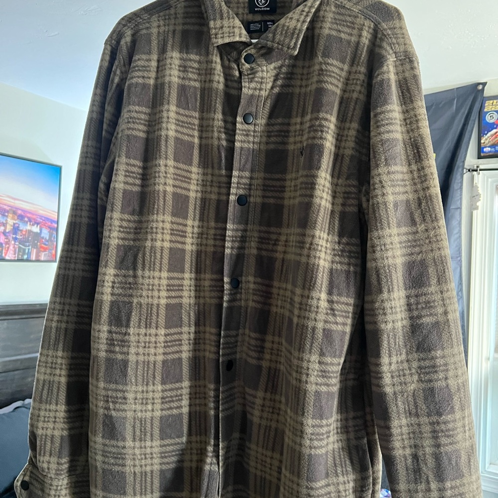 Plaid Volcom Button-Up Jacket